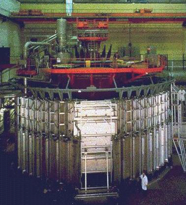 BEBC Blasenkammer am CERN